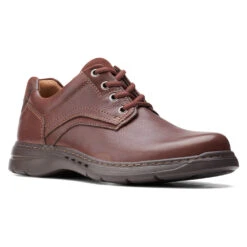 Clarks Un Brawley Pace Mahogany (Men's)