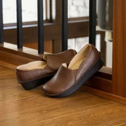 Alegria Debra Cocoa Blooms Slip-On Clog (Women's) -Shoes Sales Store Untitleddesign 6 45541f73 301e 48d3 92a8 725a07806b78