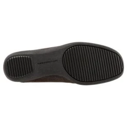 Trotters Jenn Mini Dots Dark Brown Patent Suede Leather (Women's) 11 Trotters Jenn Mini Dots Dark Brown Patent Suede Leather (Women's) -Shoes Sales Store pic6 8284a460 ef0e 4b56 b17a 7f7aee9127a3